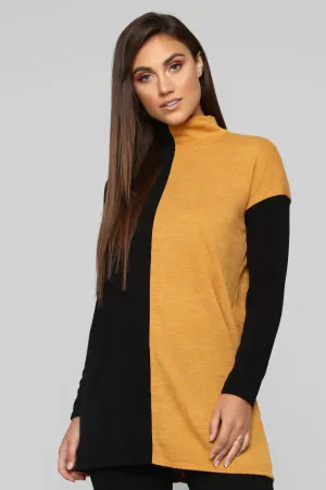 Always Aligned Tunic - Mustard/Combo