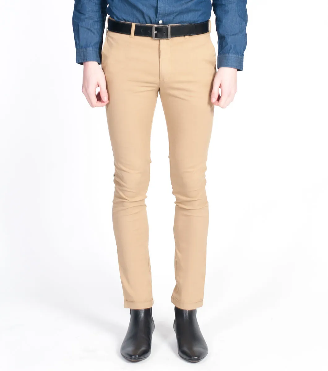 Skinny-Fit Les Chino